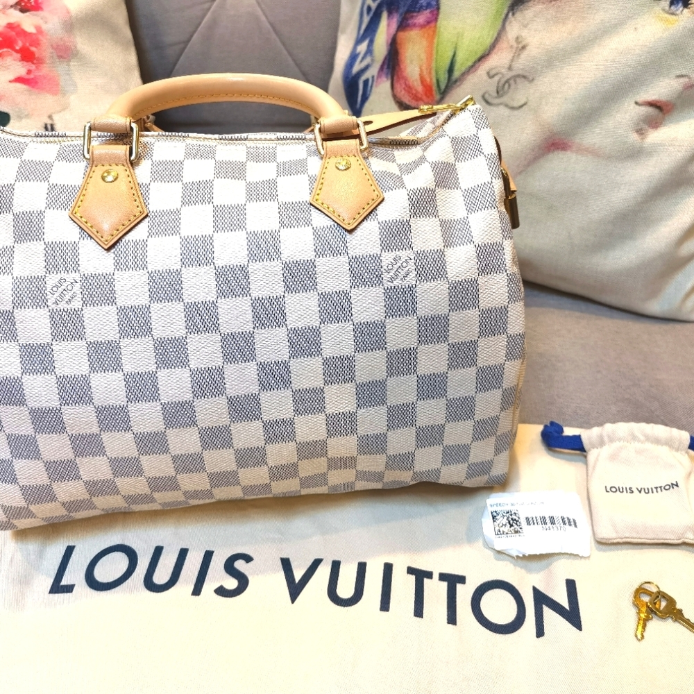 Louis Vuitton Speedy 30